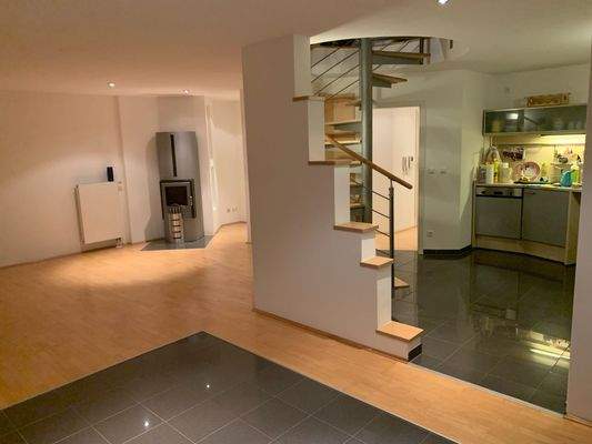 Küche und Esszimmer