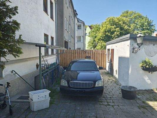 8986KC-24 kleiner Innenhof