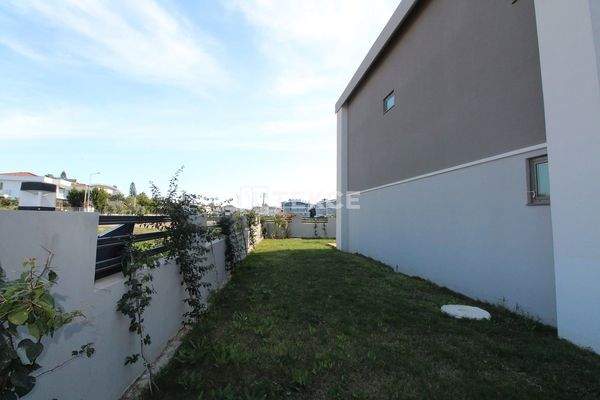 5-Bedroom Villa with Pool in a Central Location in Side Antalya