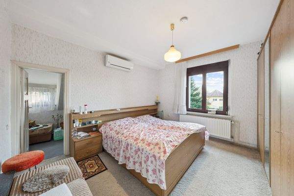 Zimmer mit Schlafkammern im Obergeschoss