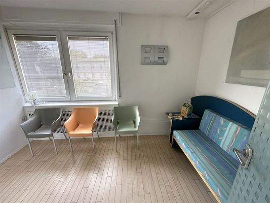 Wartezimmer OG