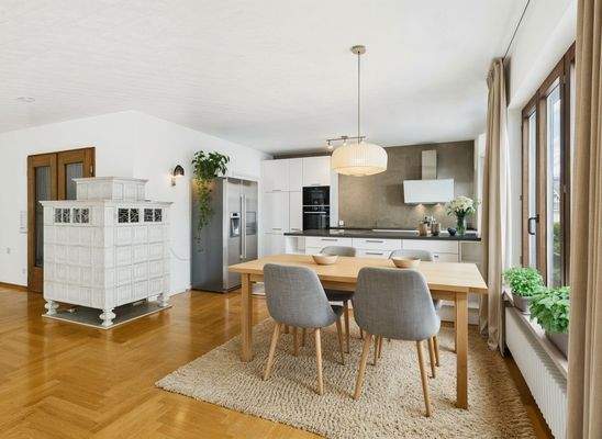 Essbereich/ Küche - (KI generiert)