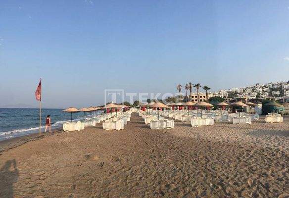 Sea View Villa in a Complex with Private Beach in Bodrum