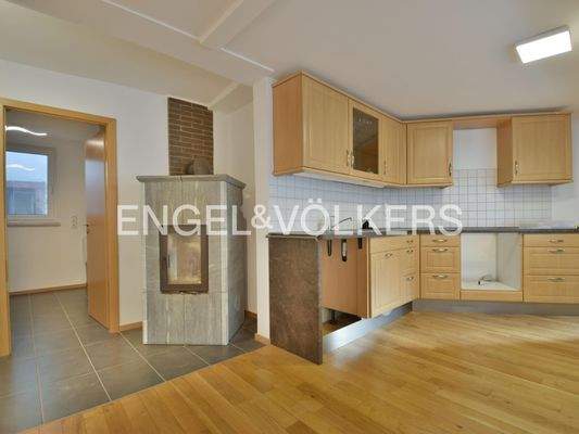 Küche mit Specksteinofen