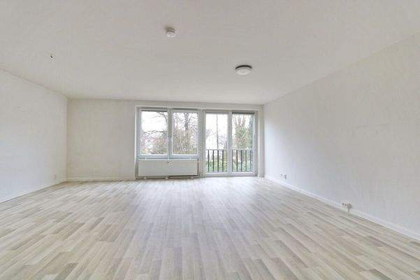 Wohn- und Schlafzimmer (1)