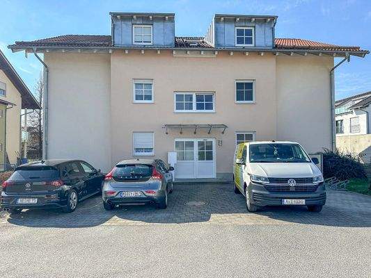 Eingangsbereich Gebäude