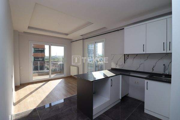 1-Bedroom Apartments with Large Balconies in Mezitli Mersin