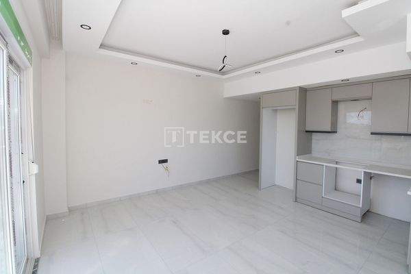 Brand-New Apartment in a Poolside Building in Manavgat Antalya