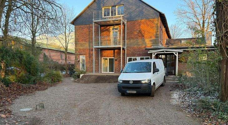 Terasse bei Sonnenuntergang