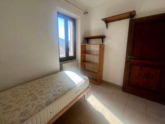 PE922_15 TERRA ITALIA IMMOBILIEN_LIGURIEN_PERINALD