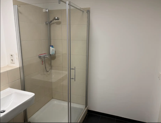 Badezimmer Dusche.png