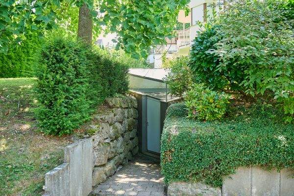 Garageneingang nur für 2 Einheiten