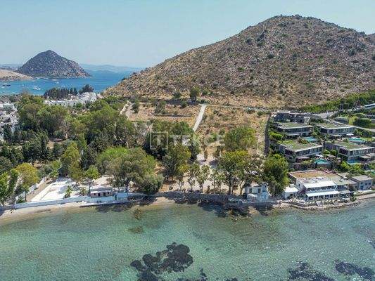 Luxury Seafront Apartments in a Complex in Bodrum Muğla