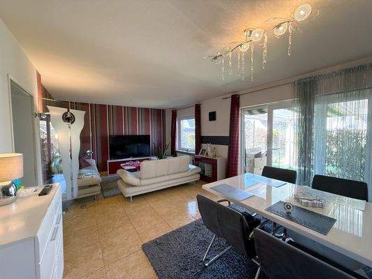 24327 LooseImmo Wohnzimmer 2 EG