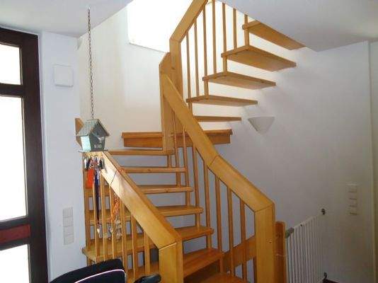 Treppenaufgang zum Obergeschoss