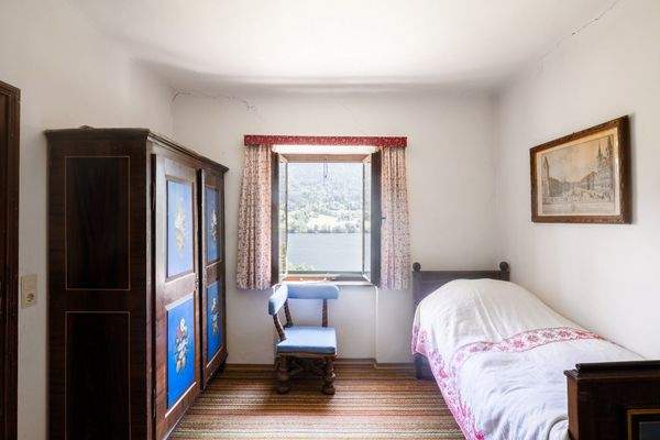 Kinderzimmer mit Seeblick