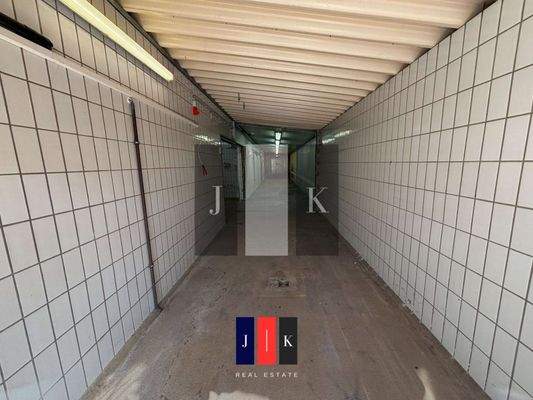 Halle Innenansicht 7