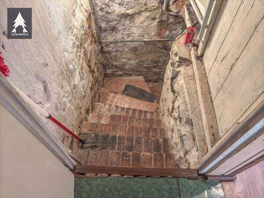 Kellertreppe