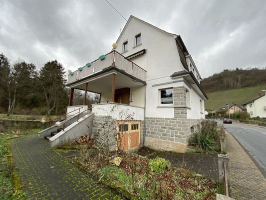 Terrasse und Balkon