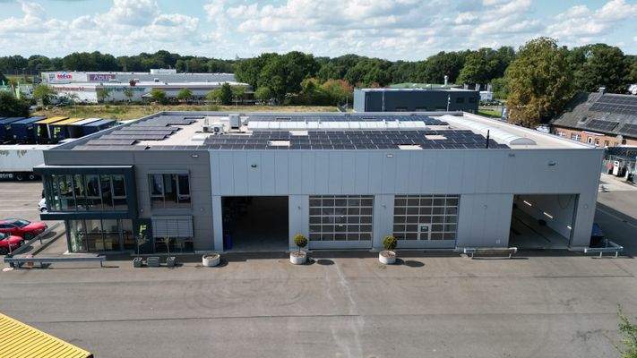 seitl. Gebäudeansicht