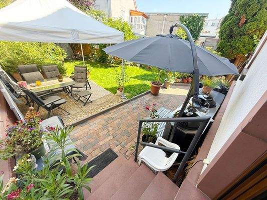 Terasse - von Esszimmer aus begehbar