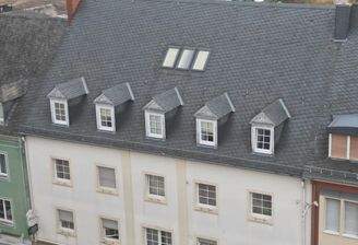 Frontansicht Hotel Altbaubereich.jpeg