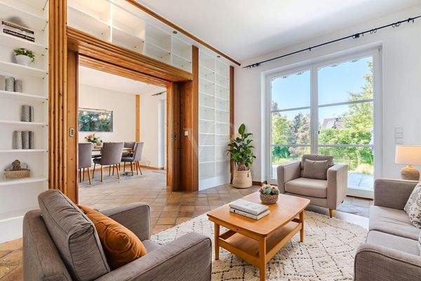 Beispielmöblierung Wohnbereich im gartenseitigen Haus