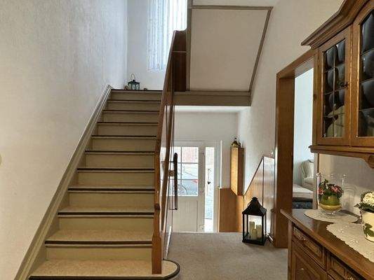 Hauseingang-Treppenaufgang