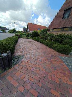 Parkfläche vorm Haus