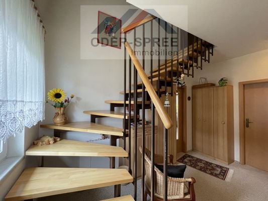 Treppe in das Dachgeschoss