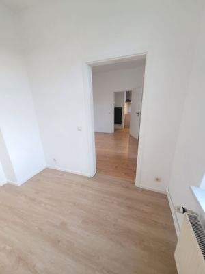 Durchgang Schlafzimmer/Arbeitszimmer