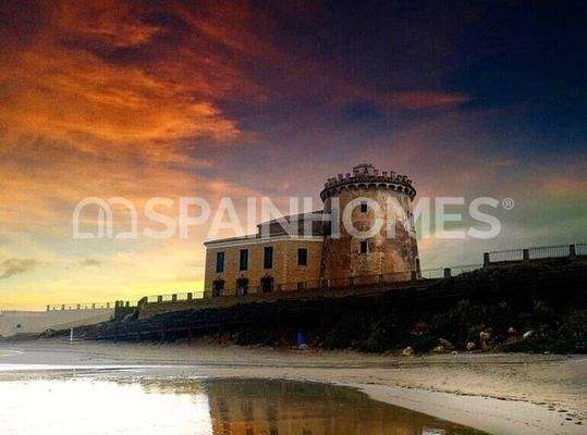 Sea View Villas with Private Pools in Pilar de la Horadada