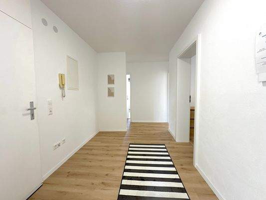 Moderner heller Flur