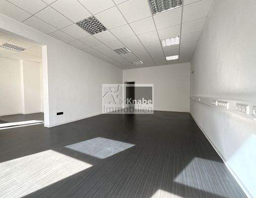 Büro o. Praxisfläche rechts 