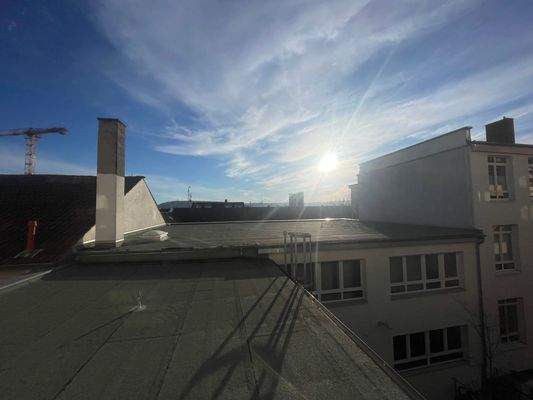 Aussicht Balkon straßenfern