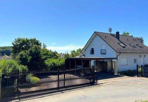 Traumhaftes Haus und Grundstück-in bester Wohnlage