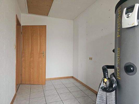 Heizung und Abstellraum, Bild 2