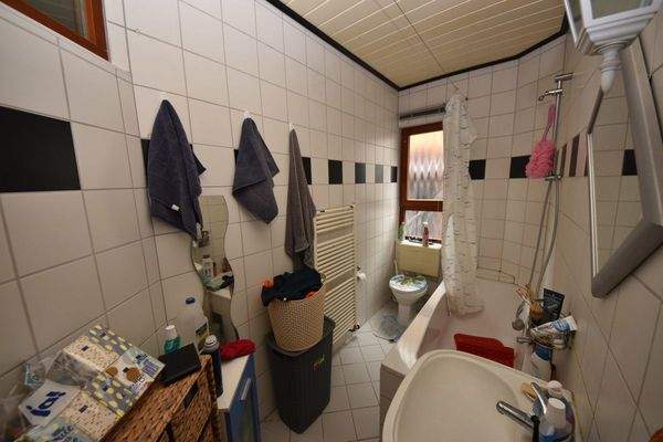 2-Fam-Haus EG Tageslichtbad