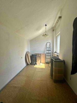 25.2 Zimmer 2 im OG.jpg