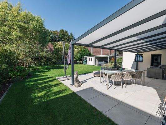 Überdachte Terrasse