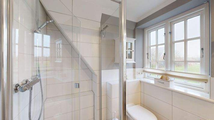 Duschbad im Dachgeschoss