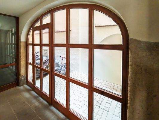 Allgemeinfläche mit Innenhof