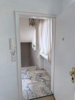 Blick zum Treppenhaus.jpeg