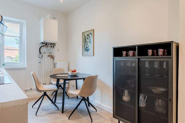 Equipped kitchen Berlin Zehlendorf apartment #65-11.jpg