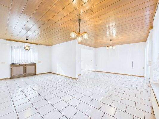 Eigentumswohnung mit Terrasse in Völklingen - Heidstock