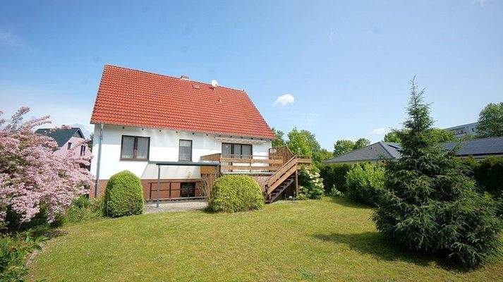 Hausansicht vom Garten