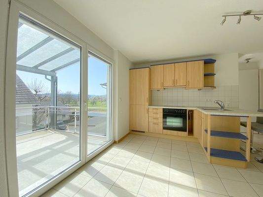 Küche und Südbalkon