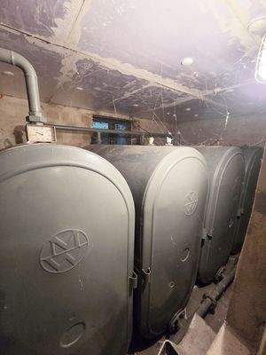 Keller-alte Öltanks