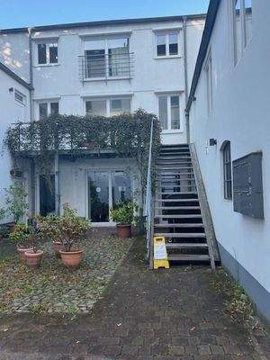 Henriettenstr., Hauptgebäude, Aussentreppe