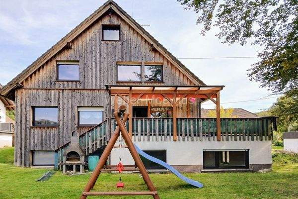 3464 Rückansicht Sommer